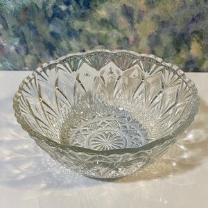 Elegant Clear Glass Bowl Anchor Hocking Prescut Candy Dish Chocolate Tray 5”